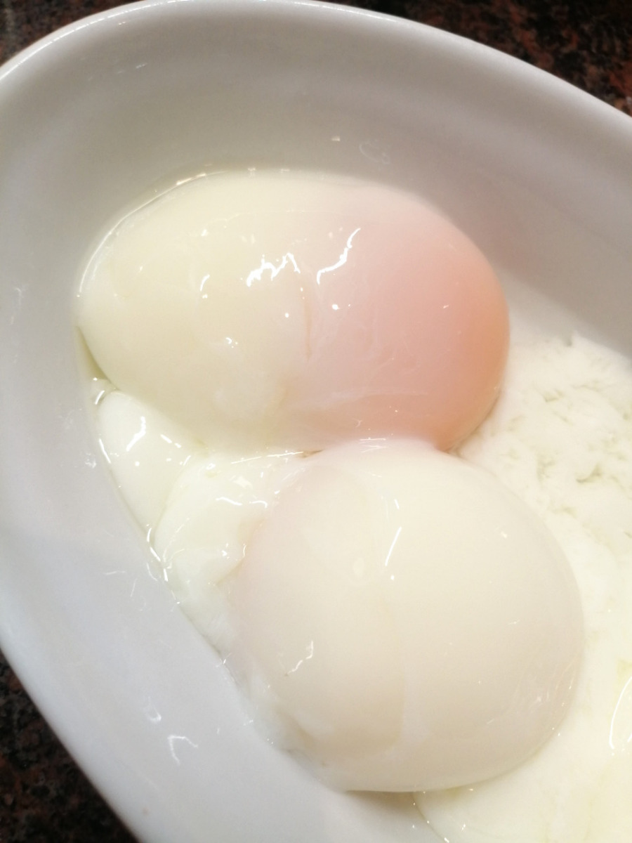Egg meurette cooked at 63°C with a SWID immersion circulator