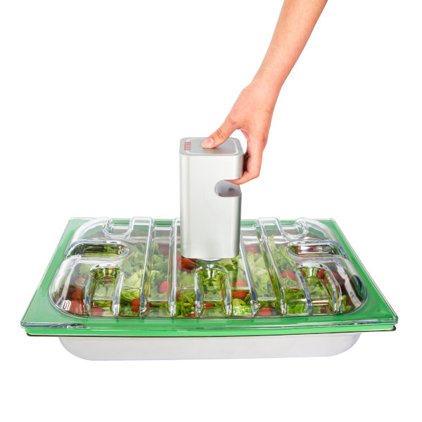 Universal gastronorm lid to put under vacuum GN containers